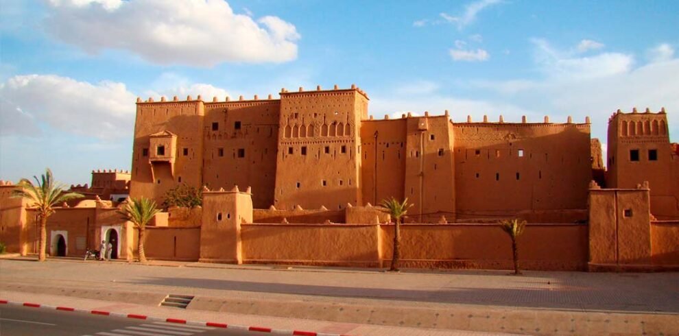 Tour de 6 Días: Ouarzazate - Merzouga - Fez - Tánger